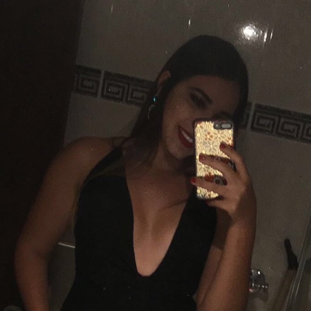 Meet your Posher, Krystal